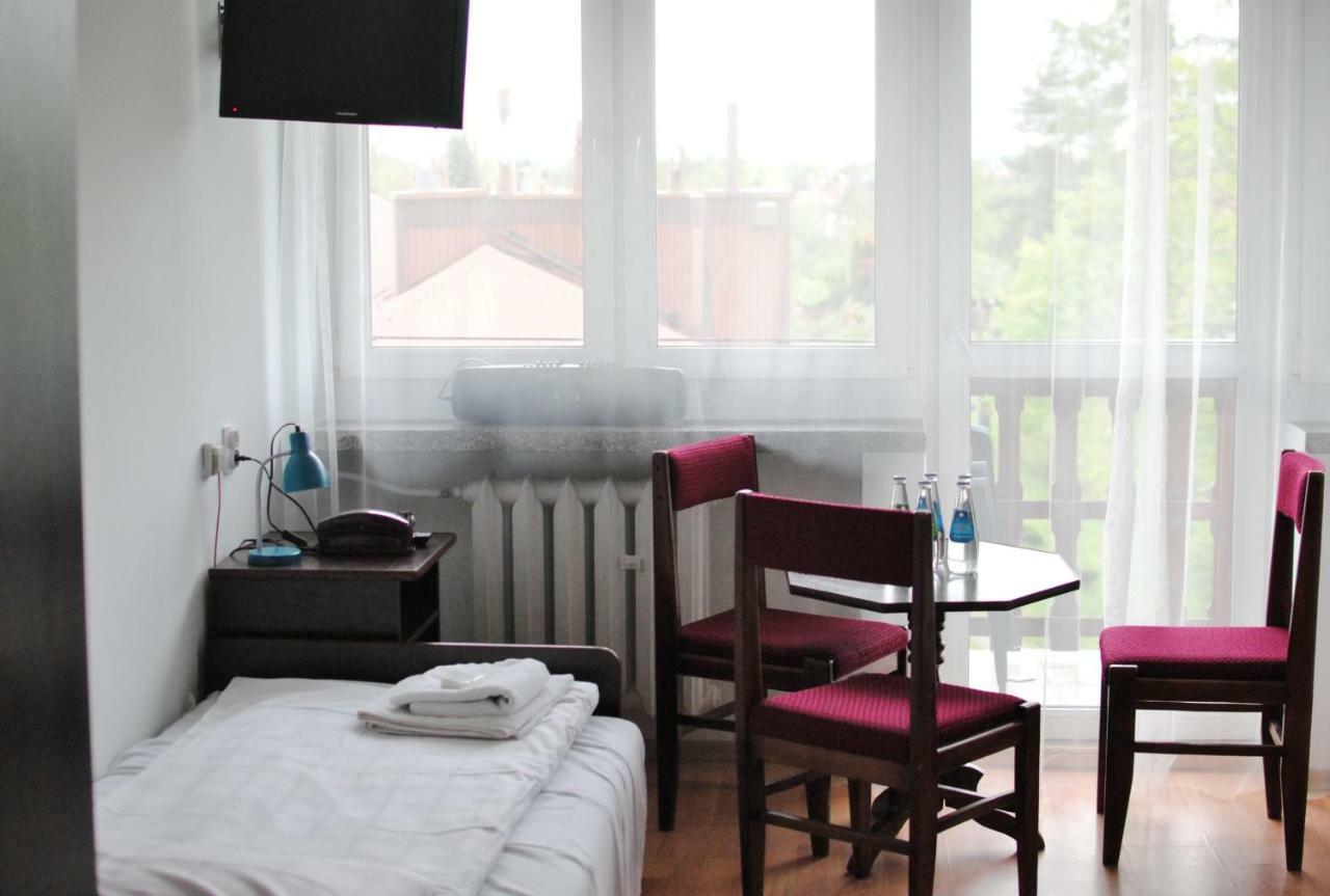 Krystyna Hotel Krakow Exterior photo